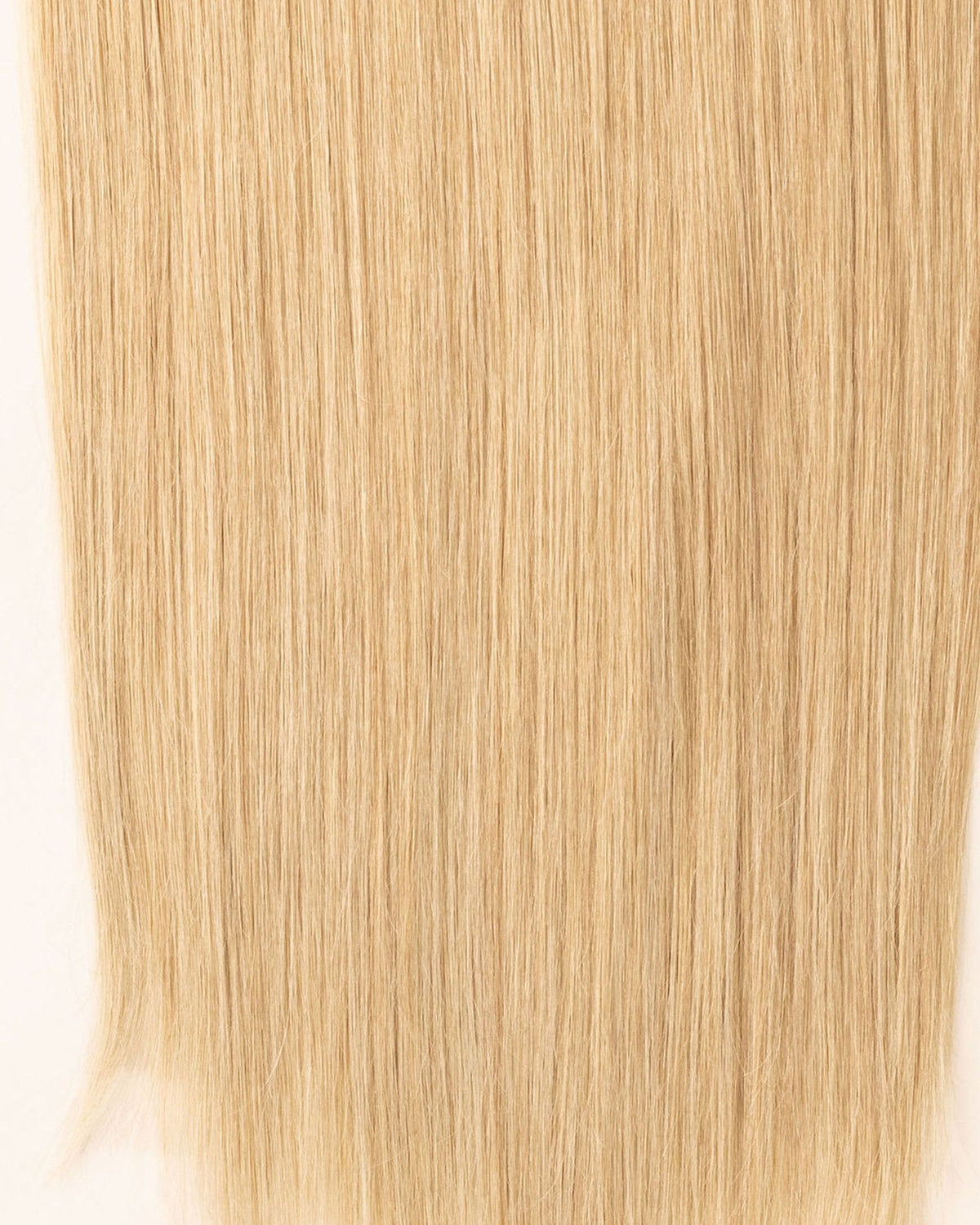 LTS Classic Lace Clip-In 9 Piece Champagne Blonde 23 Hair Quality Close Up