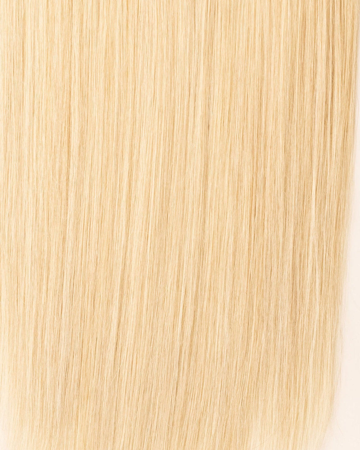 LTS Classic Lace Clip-In 9 Piece Beach Blonde 613 Hair Quality Close Up