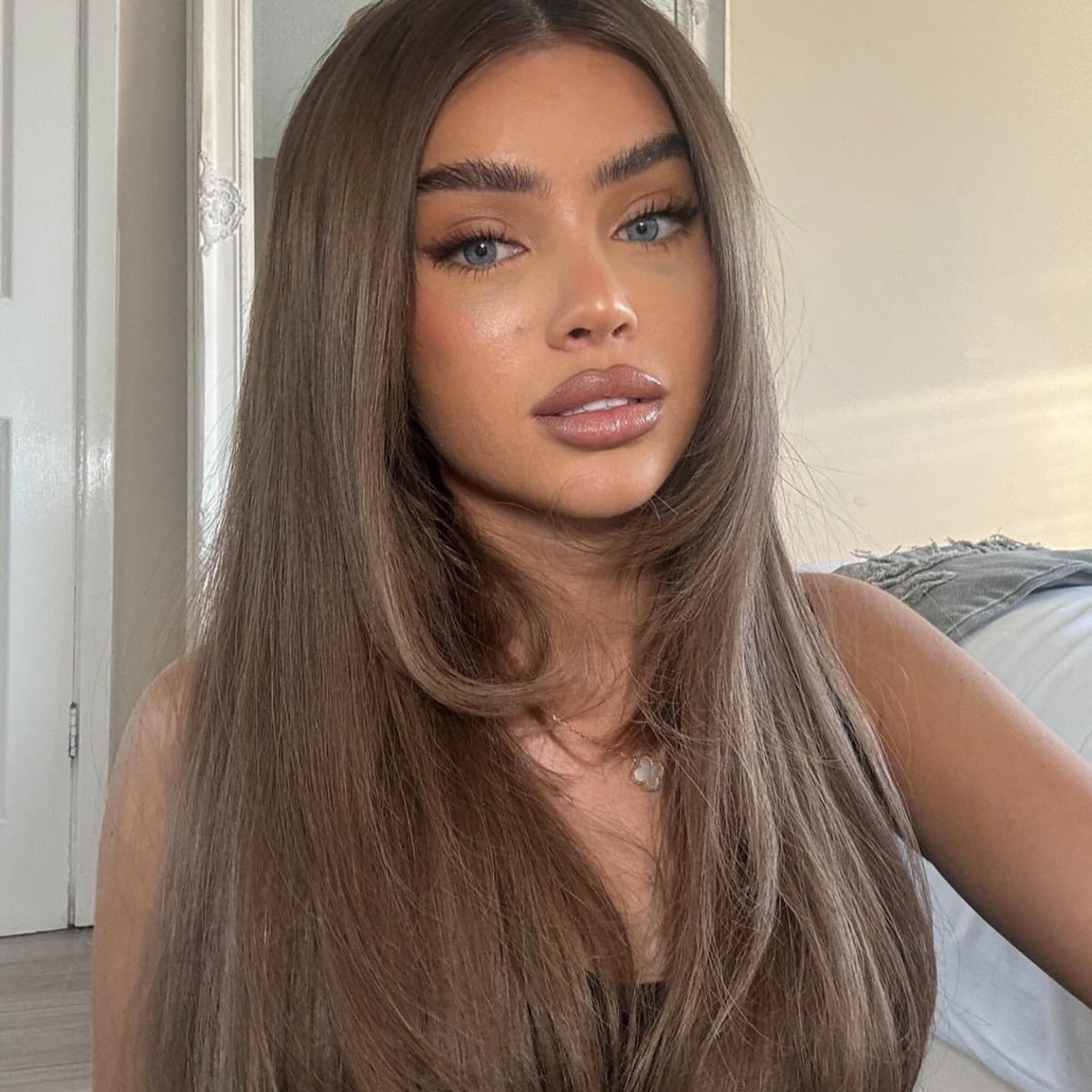 Love_The_Style_Human_Remy_Classic_Lace_Clip_In_Hair_Extension_Shade_6_Light_Chestnut_Brown
