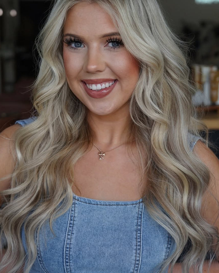 Champagne Blonde 23