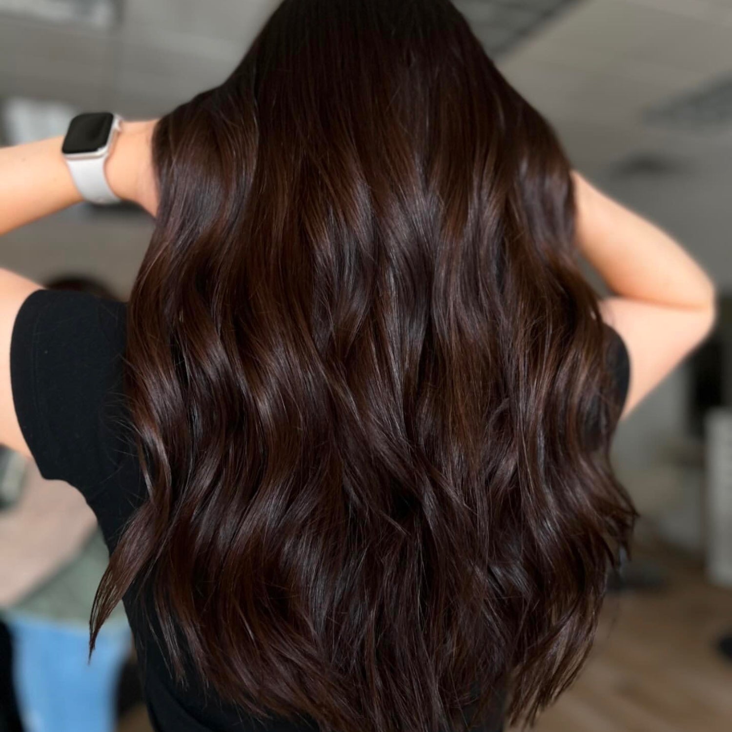 Love_The_Style_Seamless_Clip_In_Human_Remy_Hair_Extensions_5_Piece_Shade_2_Dark_Chocolate_Brown